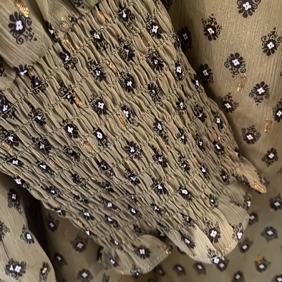 NWT Maison d’Amelie (Anthropologie) Green Crepe Blouse - Picture 6 of 9